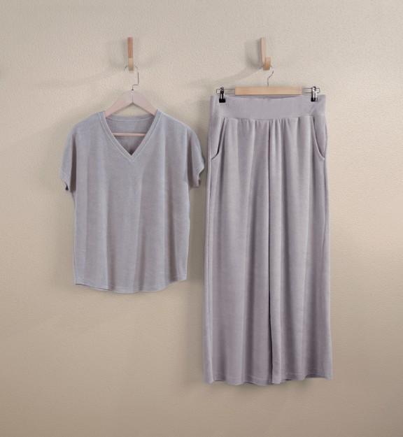 Picture of Manamo Home Wear Set Pant & V-neck shirt Lucia Grey