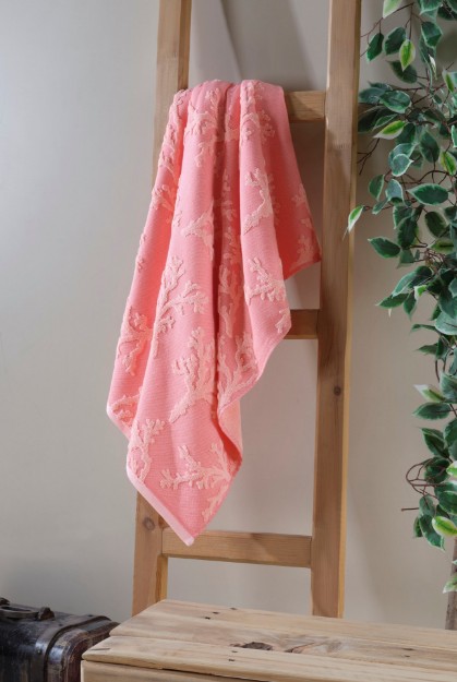 Picture of Manamo Coral Jacquard Bath Towel Pink/Blush 70x140  