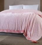 Picture of Manamo Stella Jacquard Towel Pike Bedspread 160x230  Cream/Peach