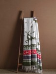 Picture of Manamo  Deer Friends Blanket Cotton/Acrylic Red/Green 160x230