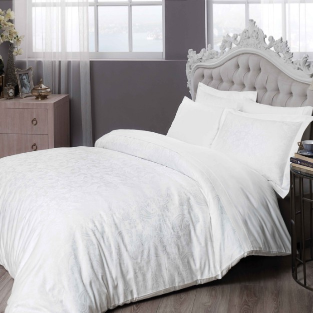 Picture of TAC Brinley Jakar Saten Bed Linne Set Double Size White 200x220+240x260+50x70(4pc) cm