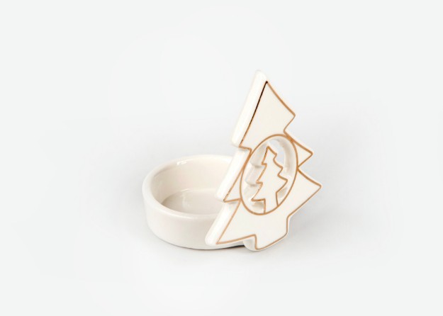 Picture of Manamo Pine Candle Holder Porcelain White  7.5x7.4x7.8 cm