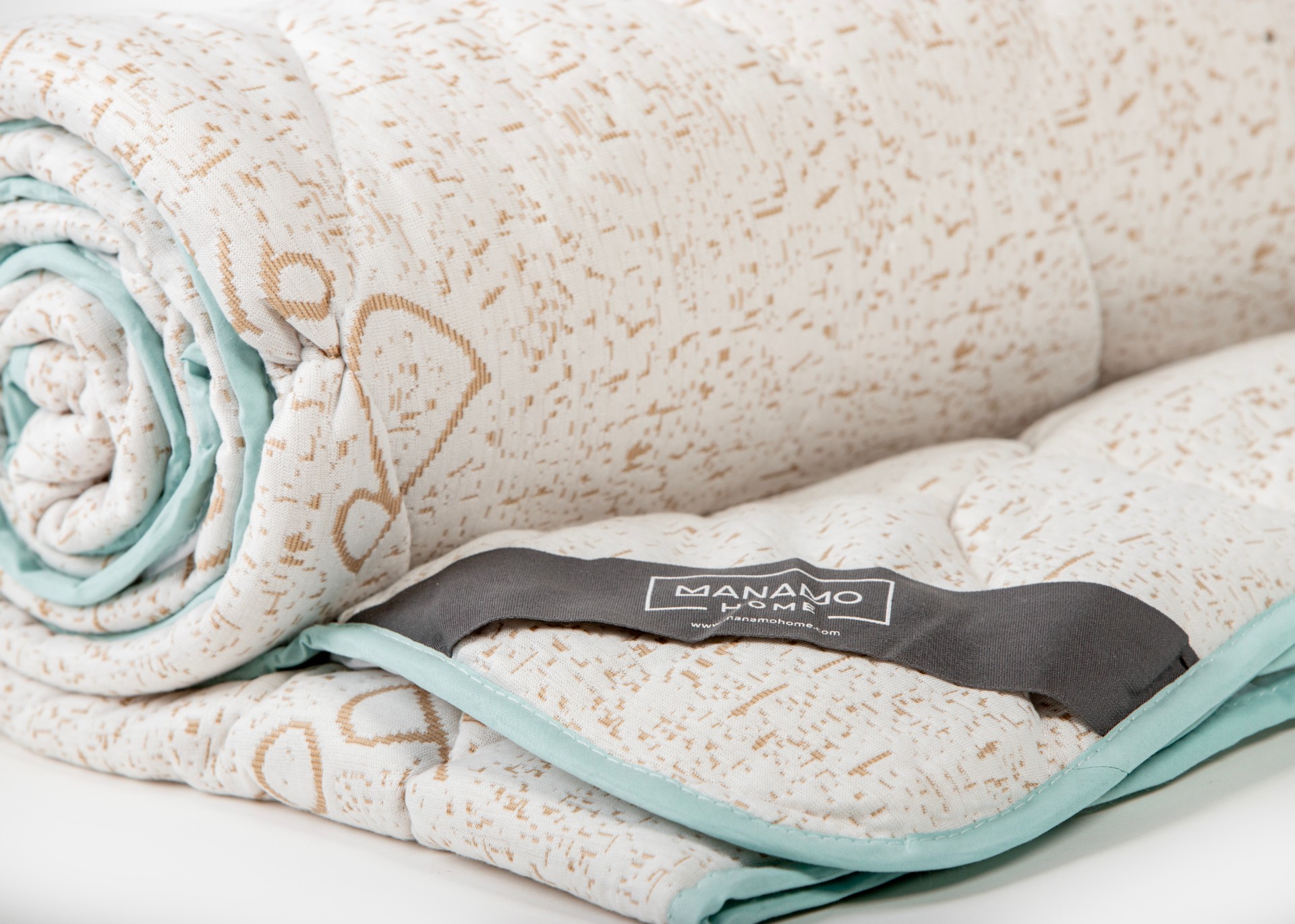 Manamo Bamboo Quilt 155x215 - Manamo Home