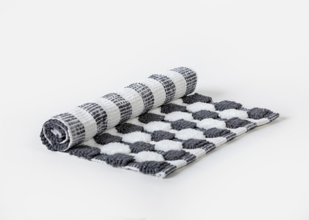 Picture of Manamo Big Square Bath Mat Micro-chenille Black Hand-woven40x60 cm