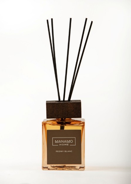 Picture of Manamo Peony Blanc  Reed Diffuser With Wooden Cap  Amber 200 ml